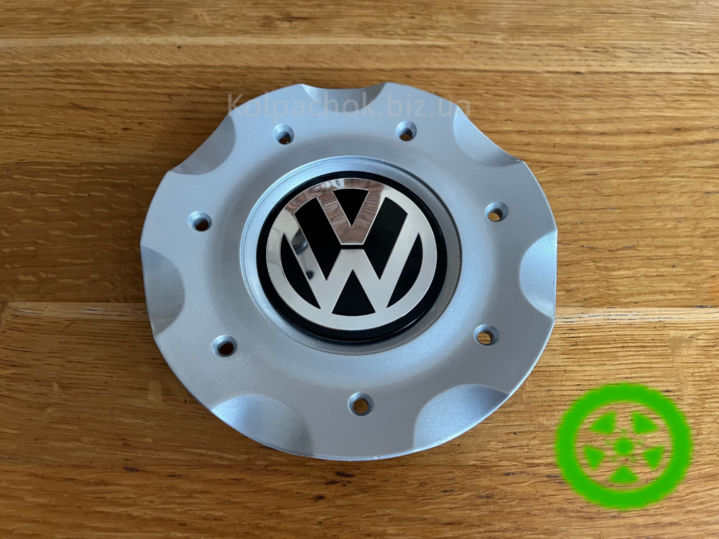 Оригинальный колпачок на диски Volkswagen 1K0601149J