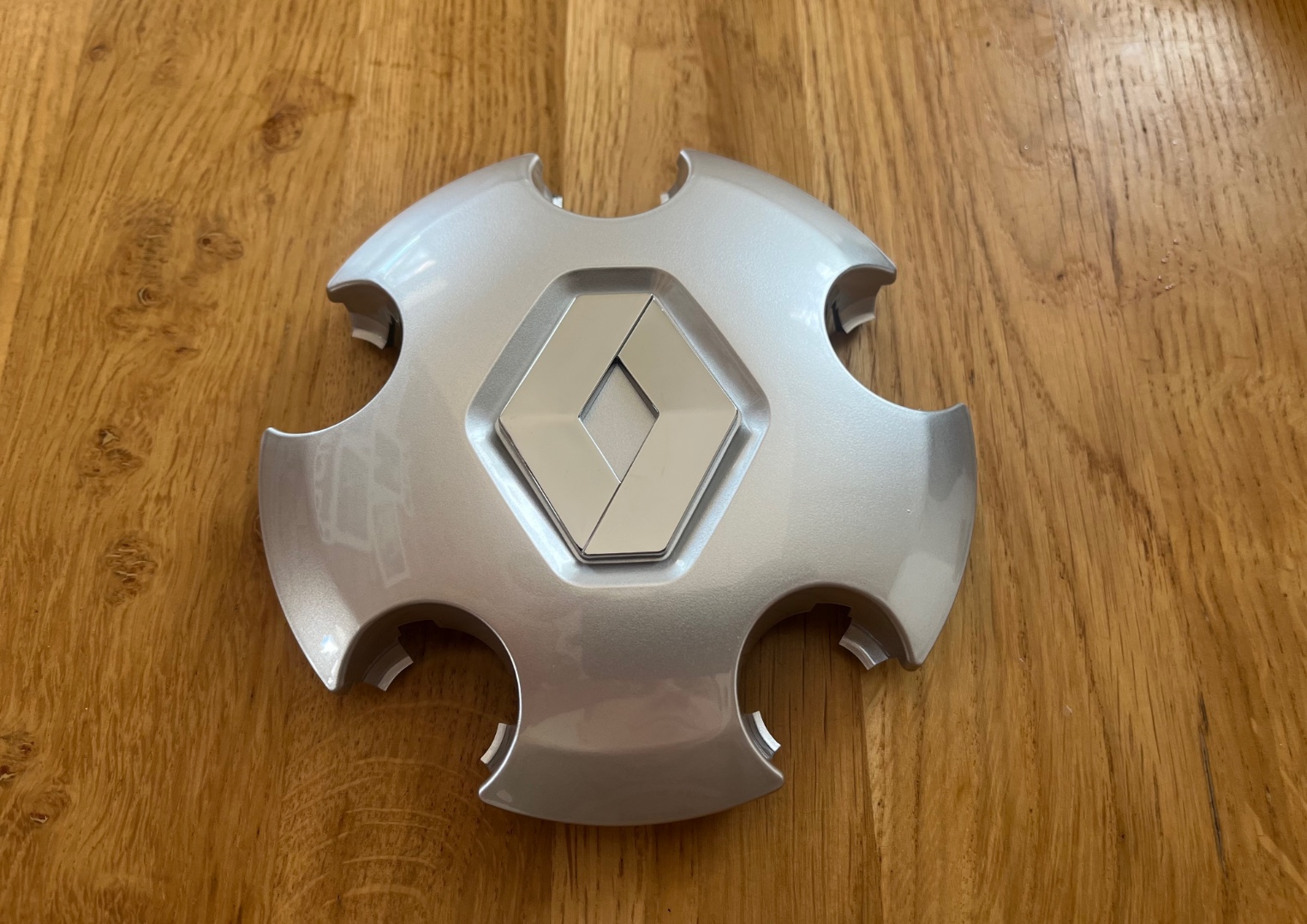 Колпачок диска Renault Duster (131мм) — 403155090R