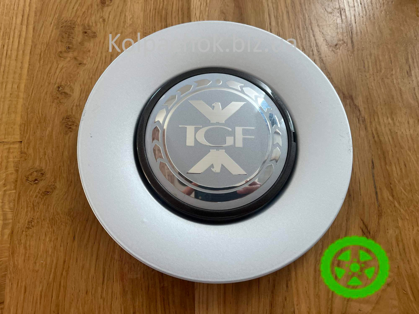 Оригинальный колпачок на диски TGF AX1
