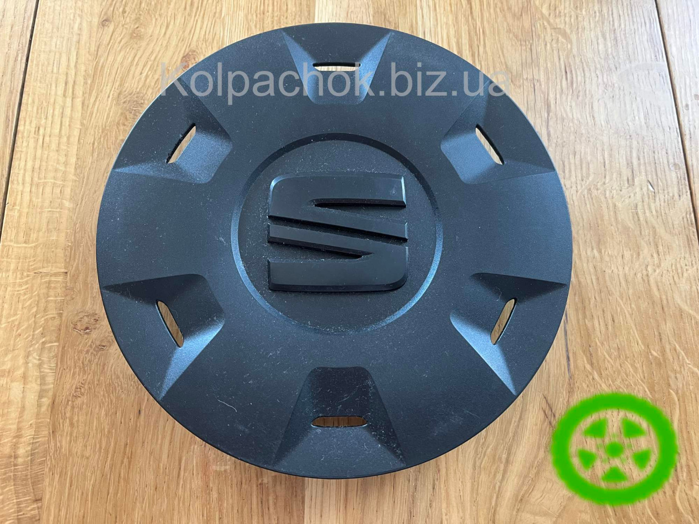 Оригінальний ковпак для дисків Seat 6F0601169