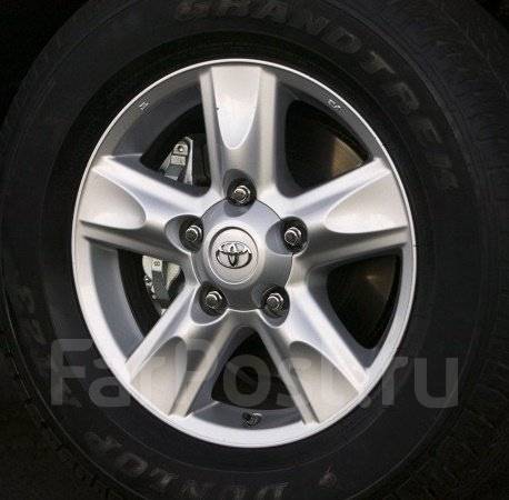 Оригінальний ковпачок для дисків Toyota 4260B60090