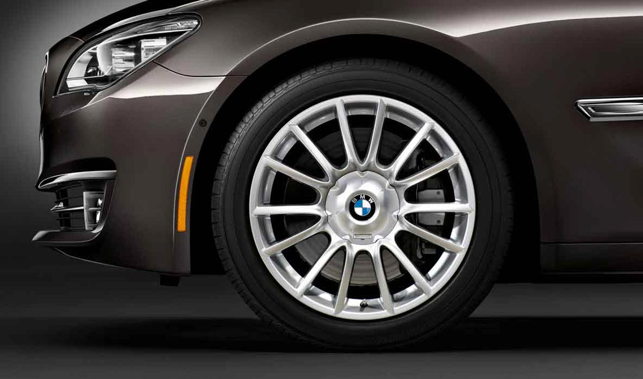 Оригінальний ковпачок для дискі BMW 36137840388