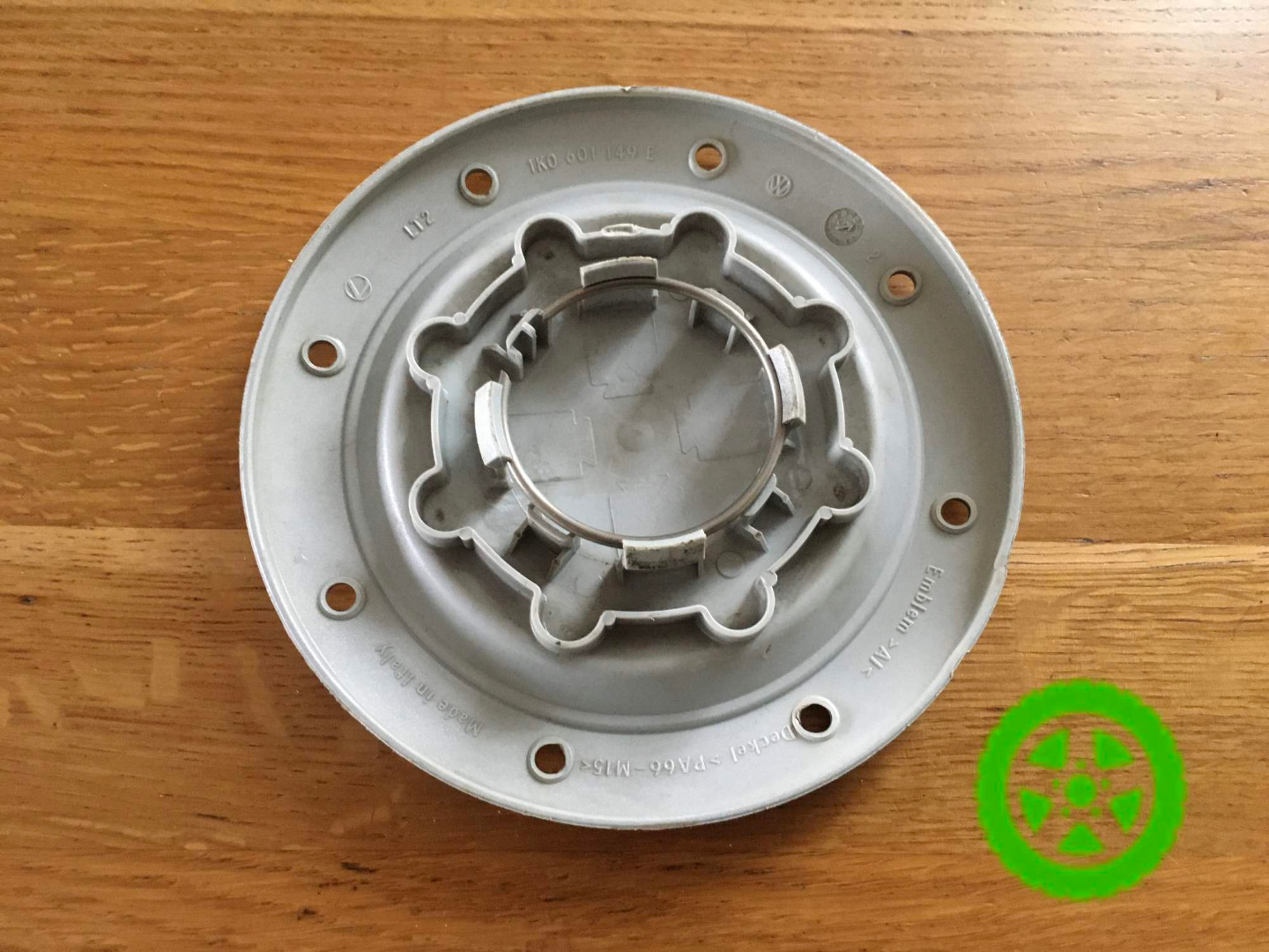 Original center caps for alloy wheels Volkswagen 1K0601149E