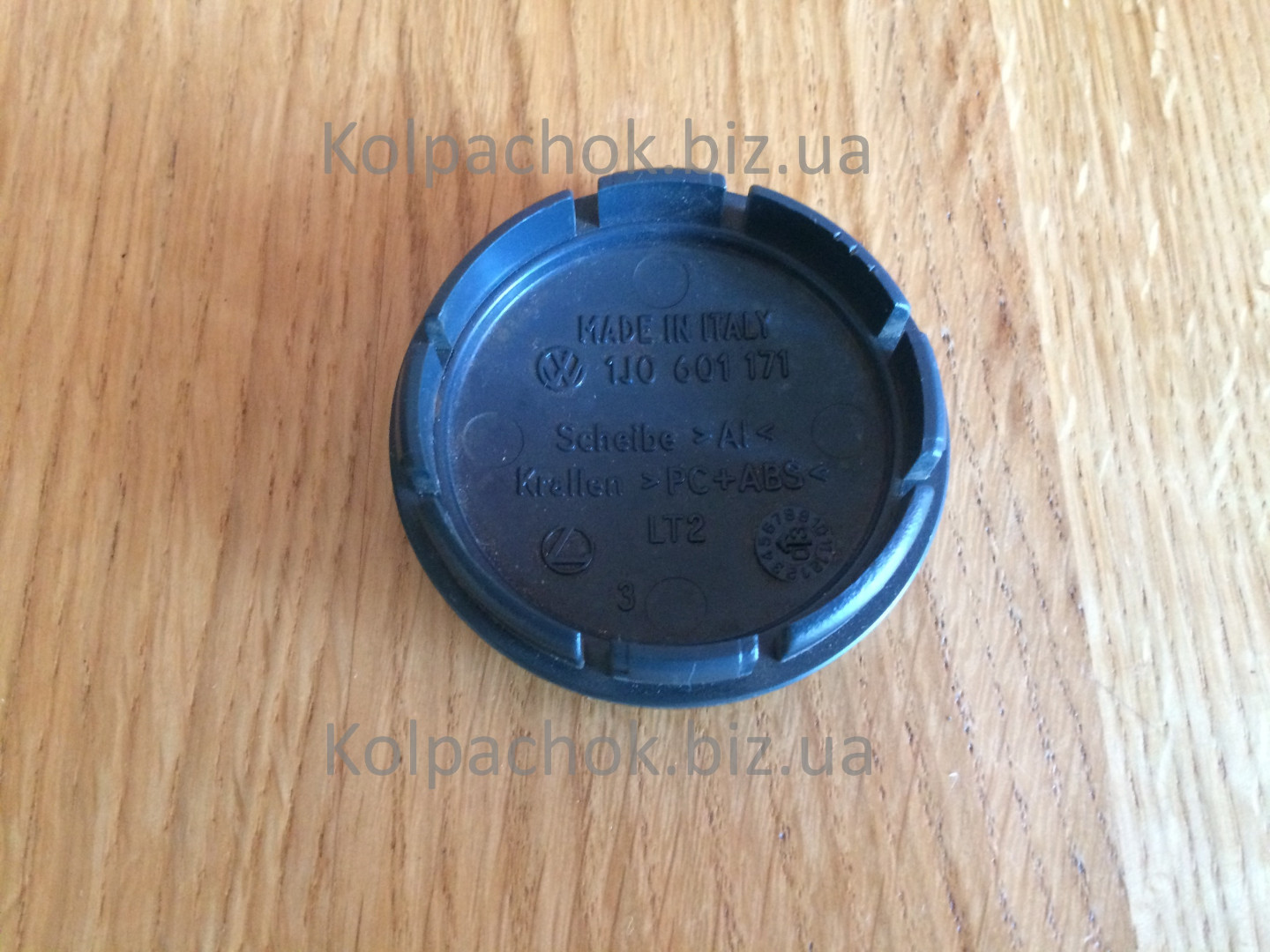 Оригінальний ковпачок для дисків Volkswagen 1J0601171