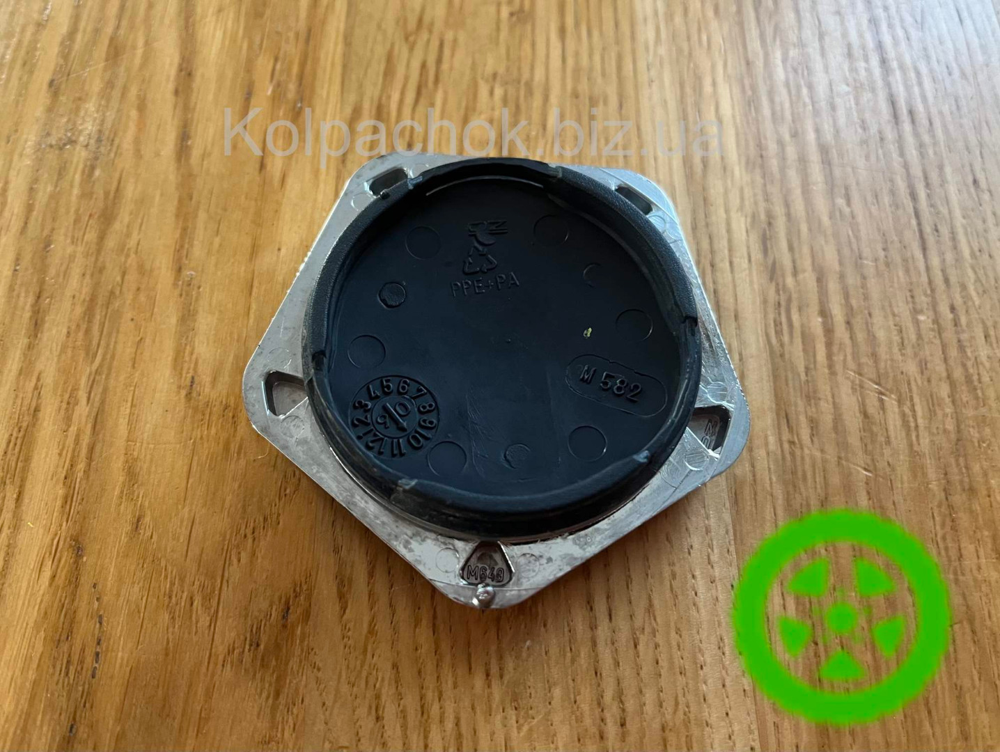 Ковпачки на диски OZ M582 + M649 (оригінал)