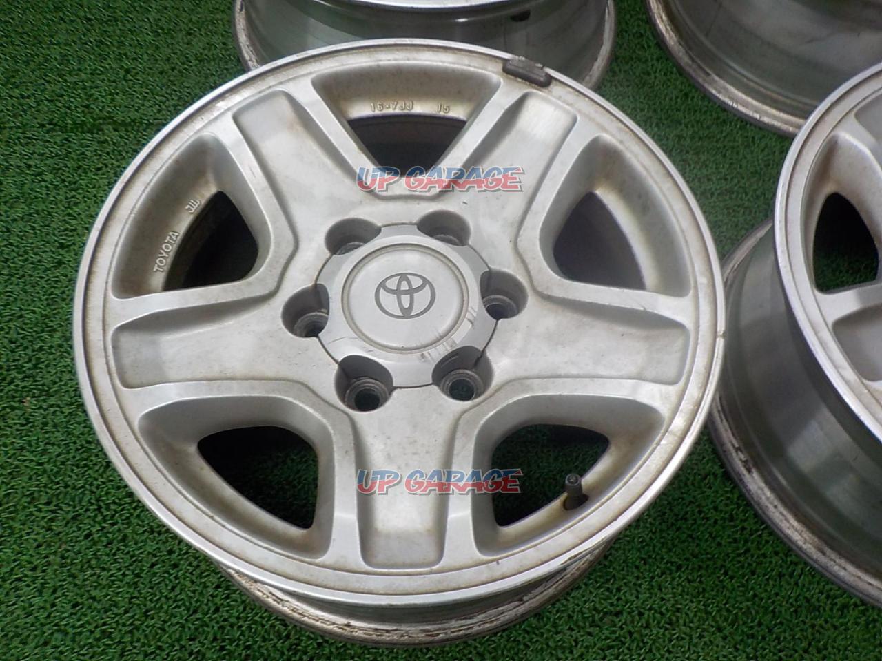 Ковпачок для дисків Toyota Tacoma Tundra 42603-04030 (136мм / 120мм)