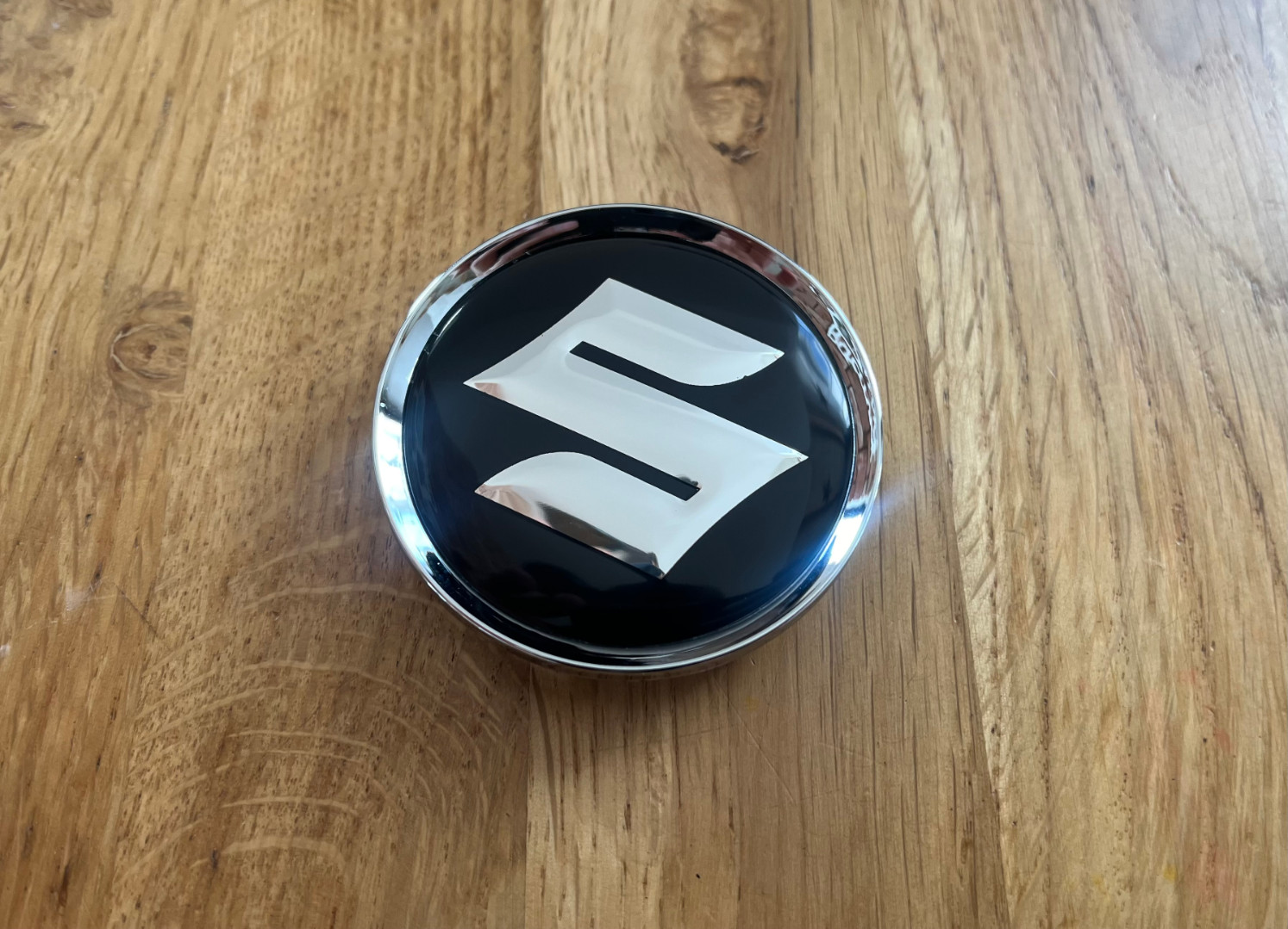 Колпачок на диски Suzuki N32 (64мм / 61мм)