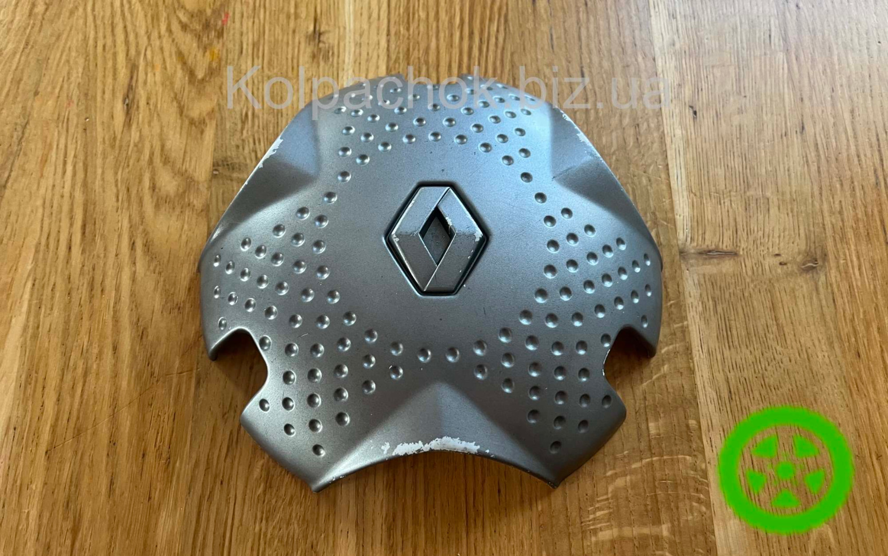 Оригинальный колпачок на диски Renault Clio 7700417169