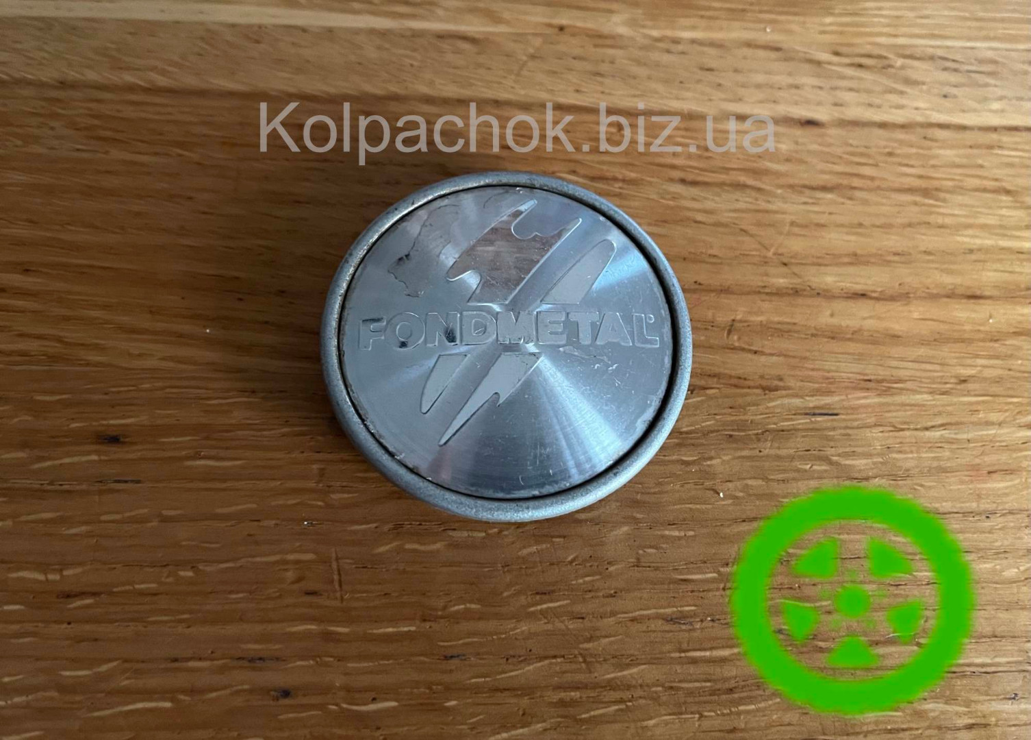 Оригинальный колпачок на диски Fondmetal C021