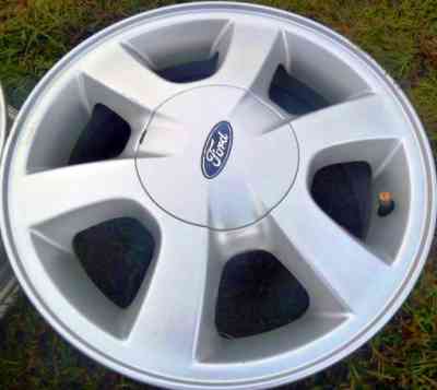 Оригінальний ковпачок для дисків Ford 96SX1130EA
