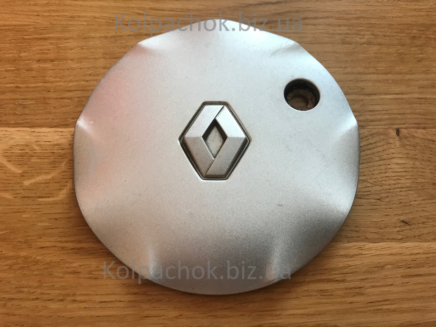 Original center caps for alloy wheels  Renault Scenic 8200092281