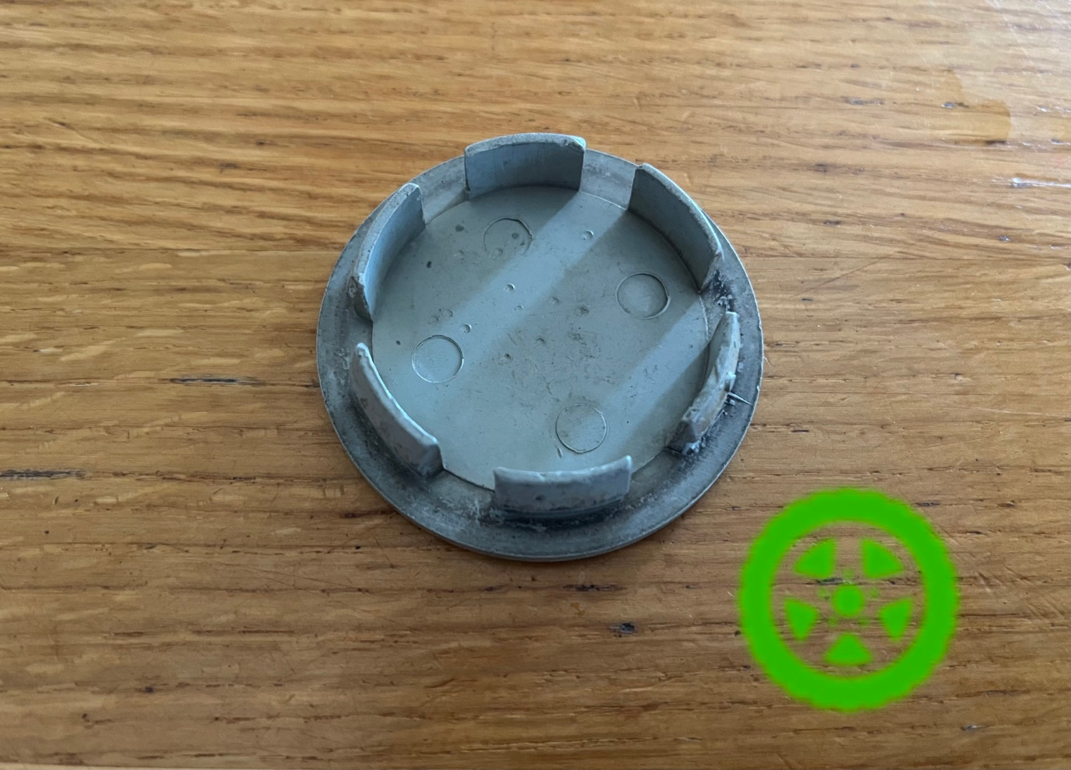 Ковпачок Nissan на диски Fondmetal C005