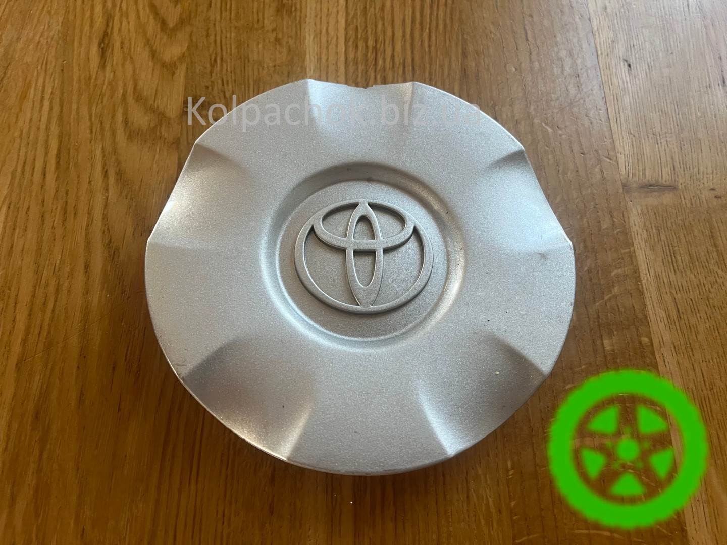 Оригинальный колпачок на диски Toyota PZ406-B0671-1 0030219