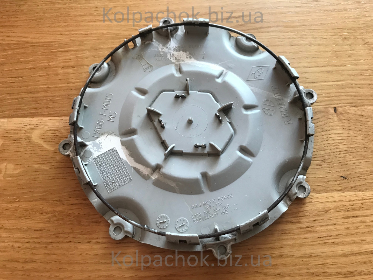 Оригінальний ковпачок для дисків Renault 8200266227