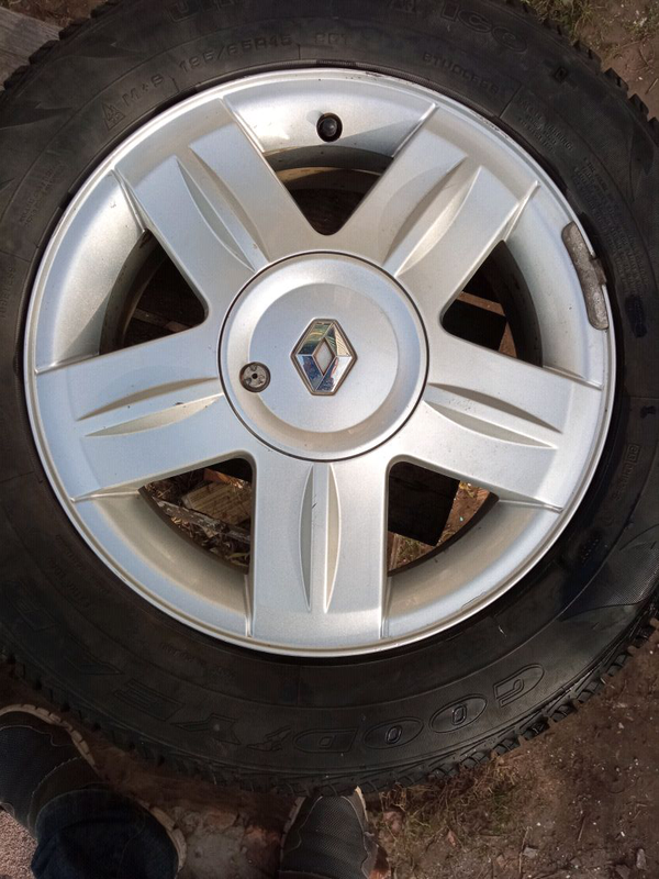 Original center caps for alloy wheels Renault Clio 8200108993