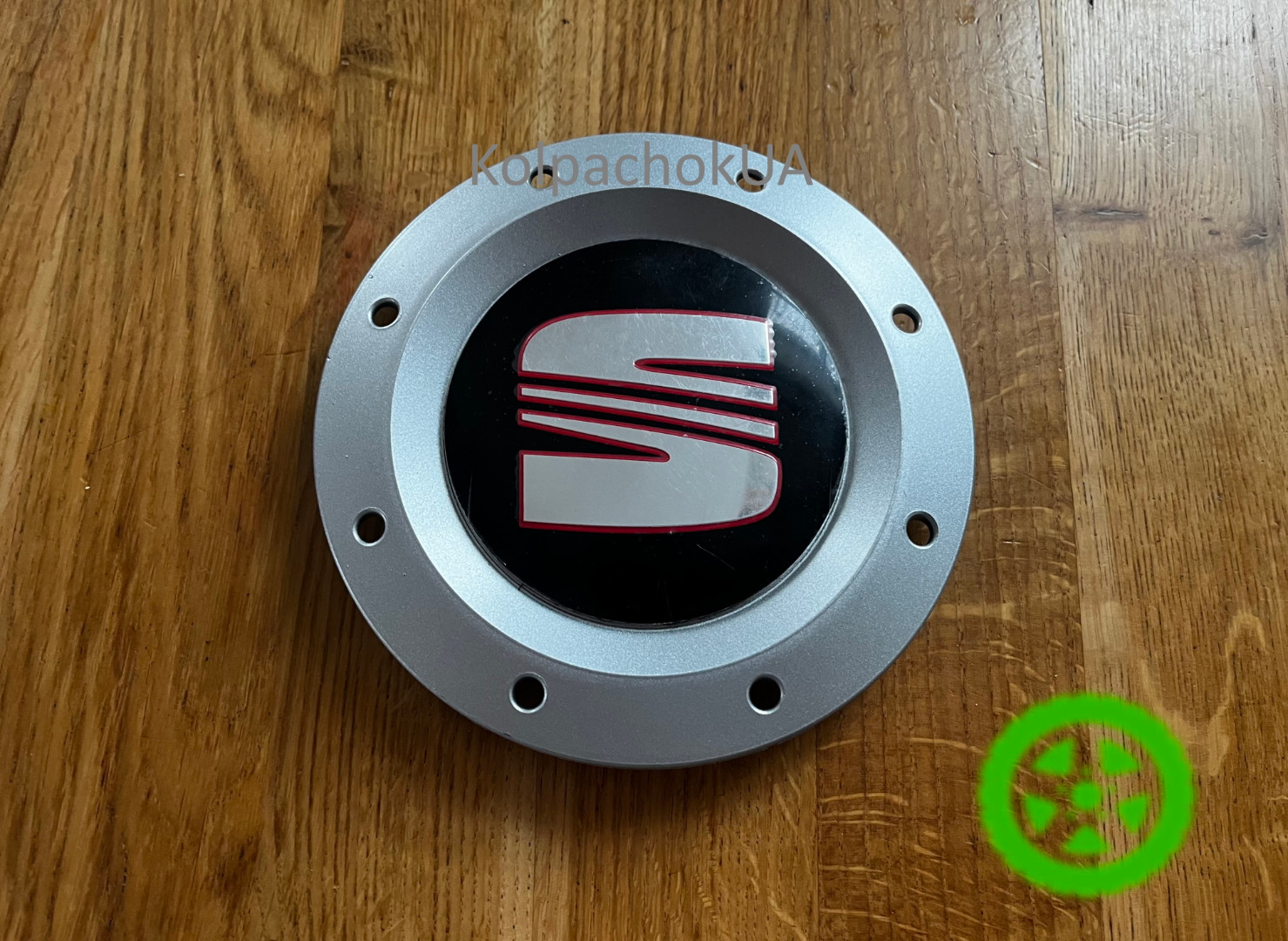 Колпачок Seat на диски Volkswagen 1K0601149E