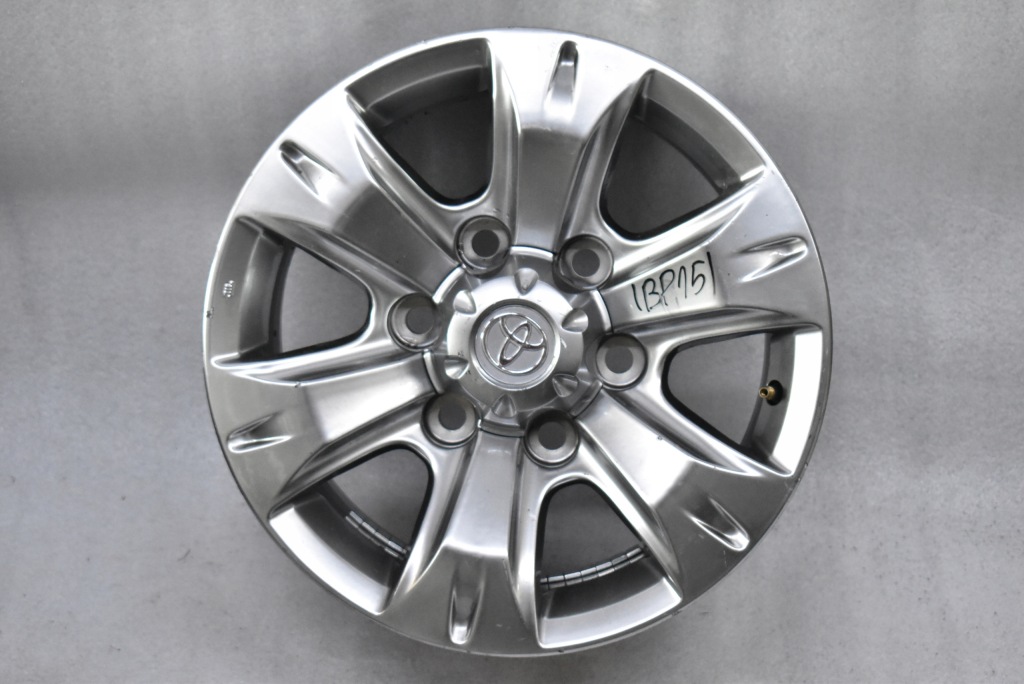 Ковпачок диска Toyota PZ0400K051 (129мм / 112мм) — для Hilux