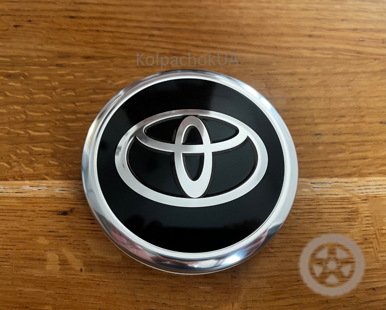 Toyota Center Cap  42603-0C120 (84mm / 78mm) — fits TUNDRA, SEQUOIA