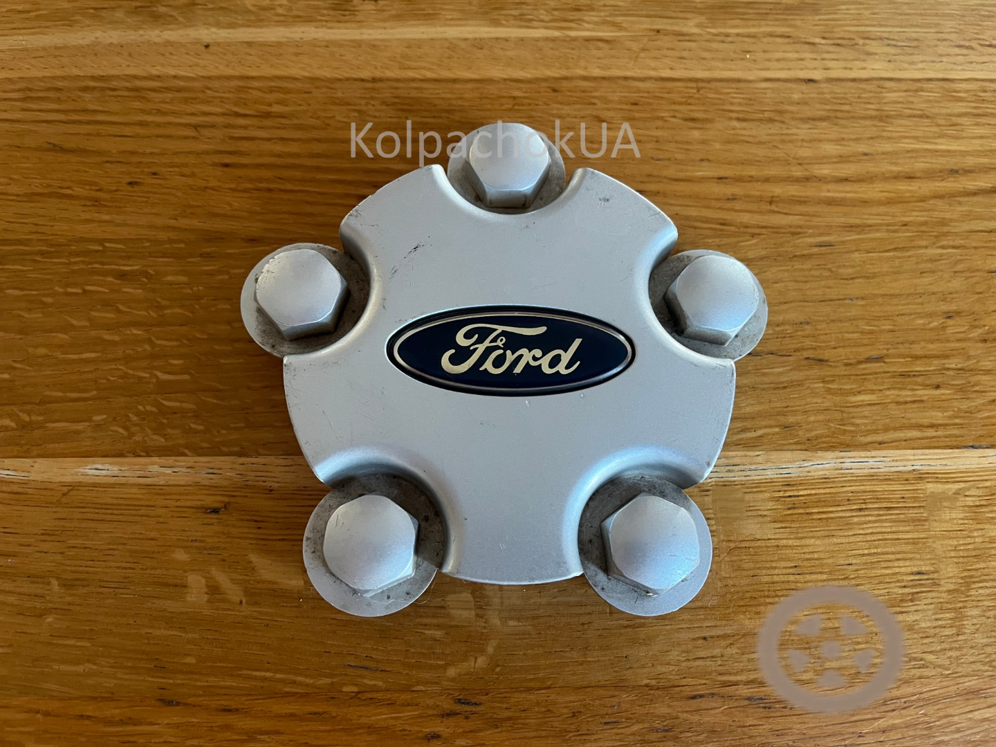 Wheel Center Cap Ford 5030051, A95VWX1137AA  (Genuine) - fit Galaxy
