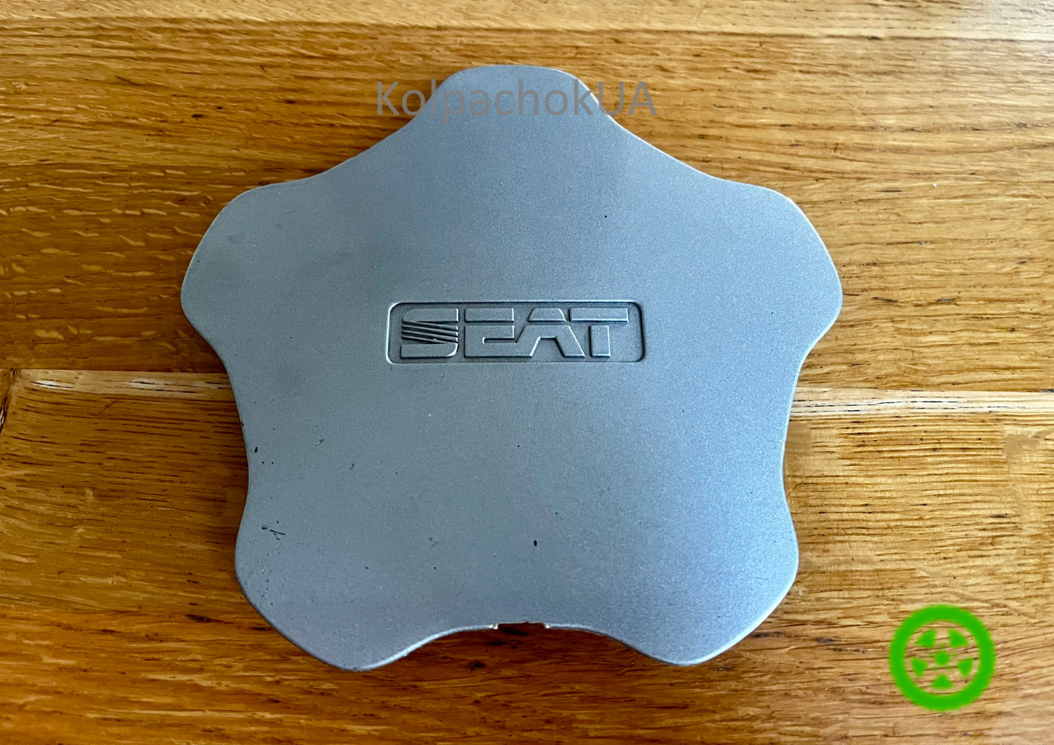 Seat  Genuine center cap  1L0601149A - fit Toledo