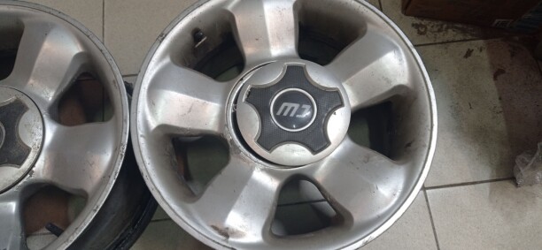 Genuine KIA center cap for Borbet CV 81615 wheels #3698