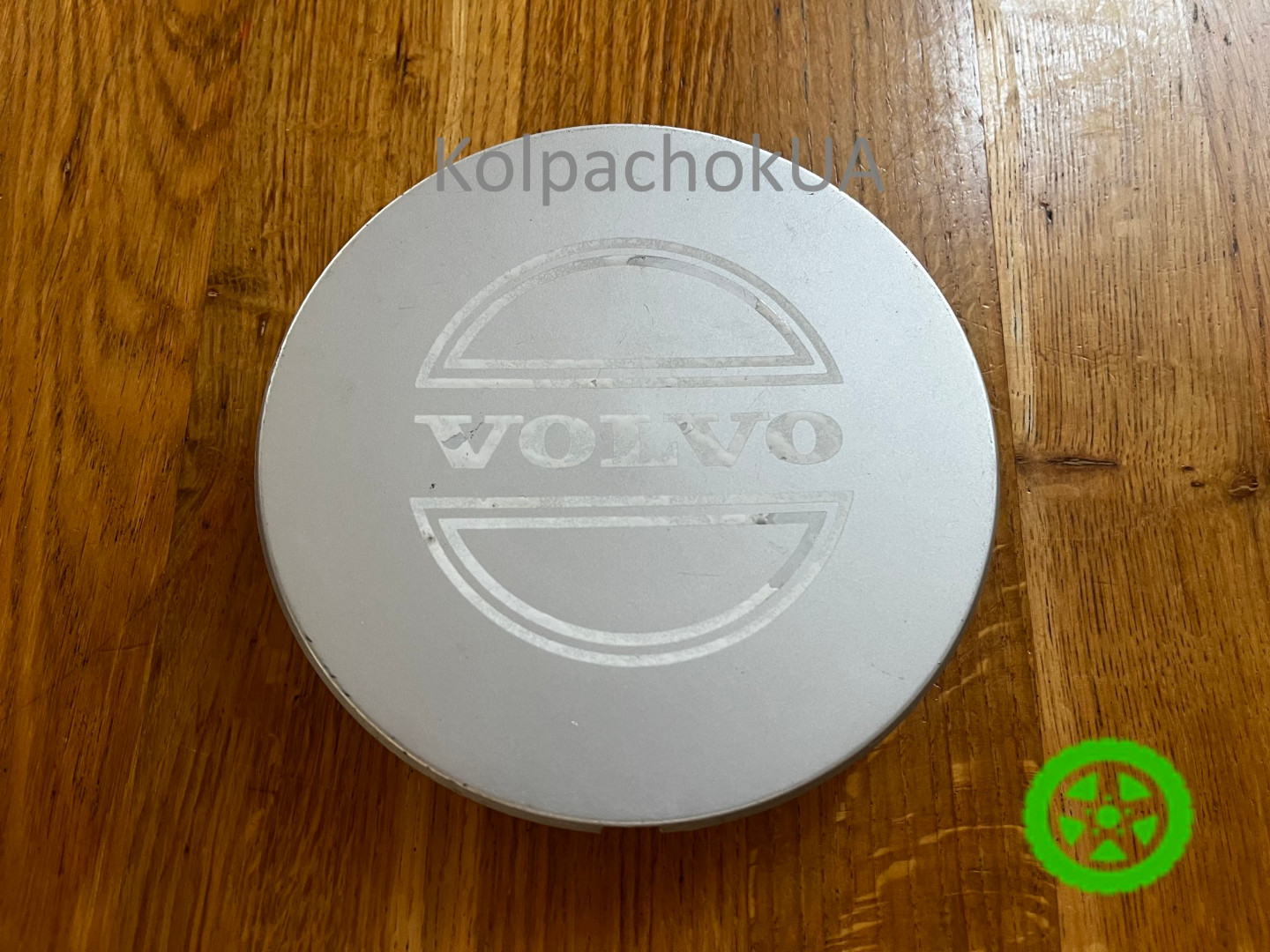 Volvo Genuine Center Cap 6819619 (148mm / 62mm)