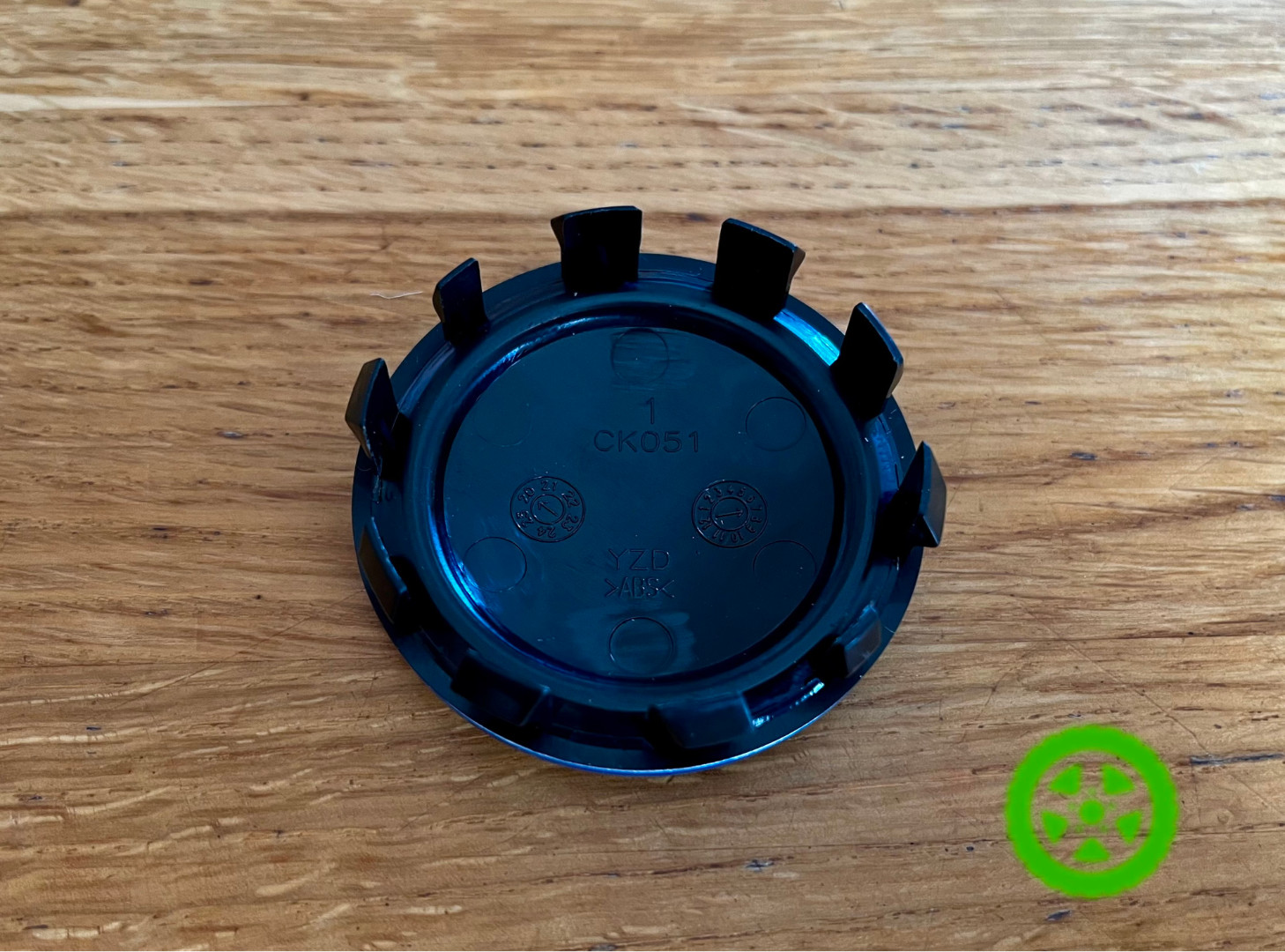 BMW Center Cap 36136852052  (56mm / 53mm) - fits  i3, i5, i8, iX  - photo 2