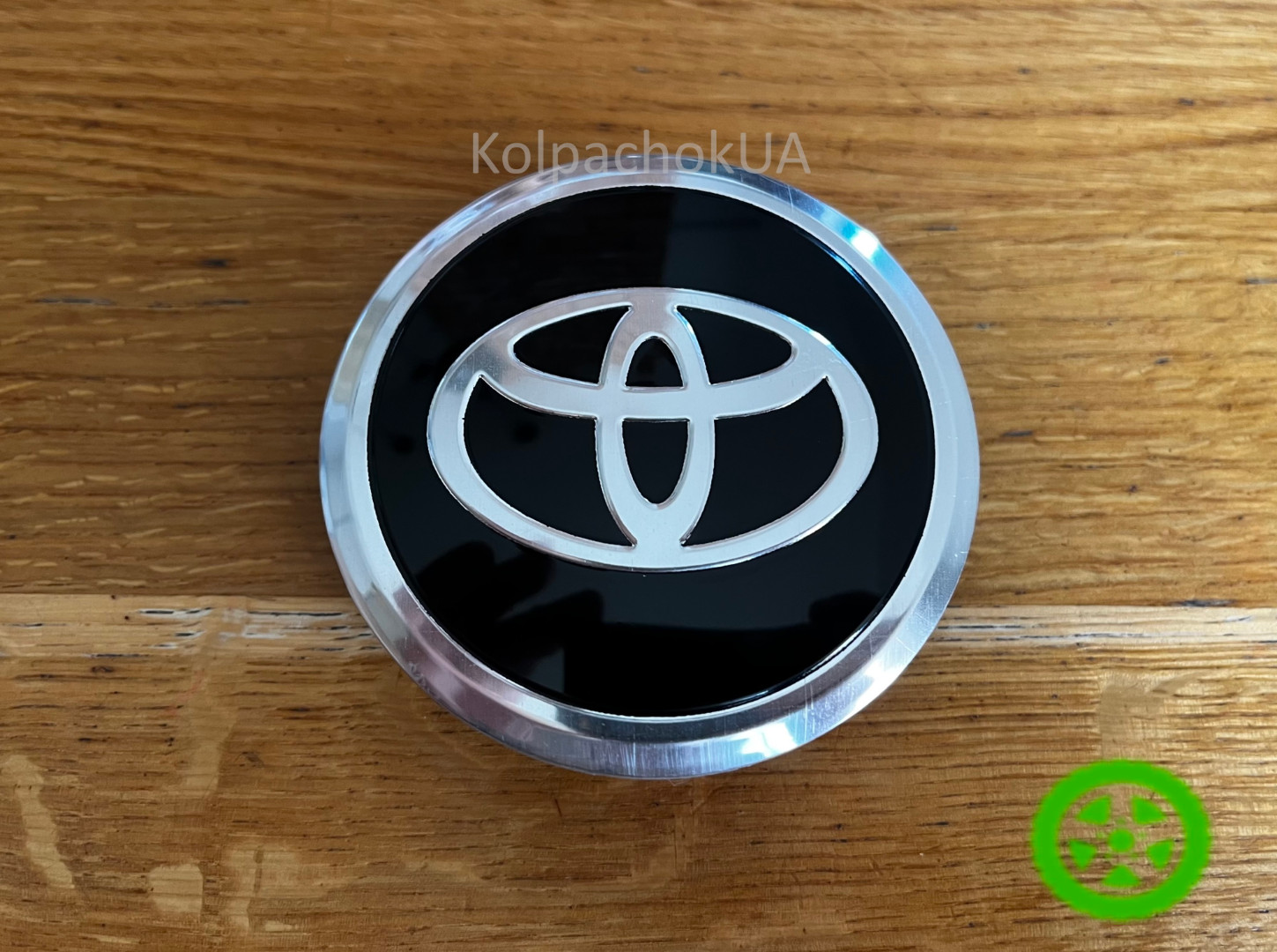Колпачок диска Toyota 42603-60690 (84мм / 75мм) — для Land Cruiser 300