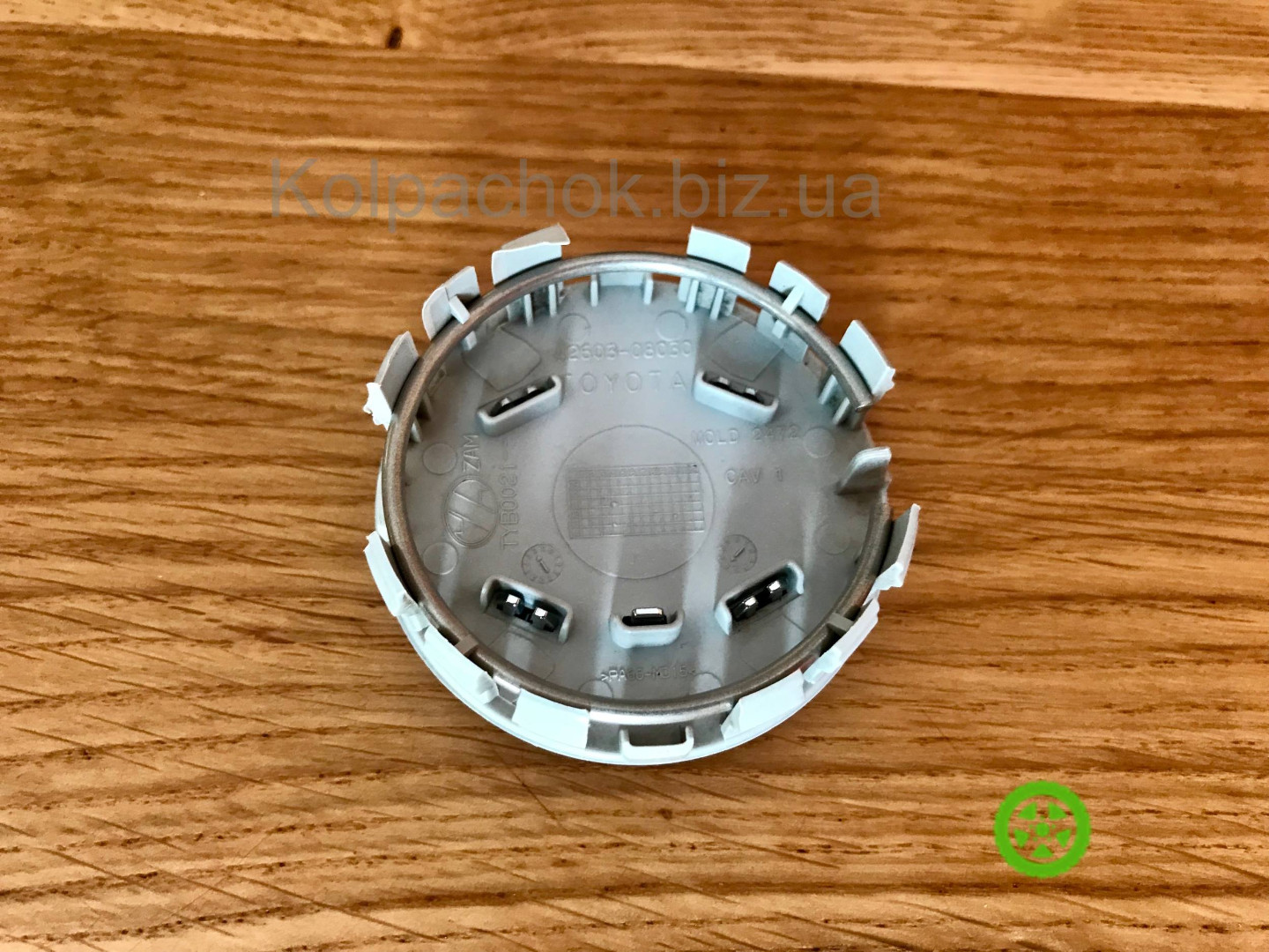 Оригінальний ковпачок для дисків Toyota  42603-08030