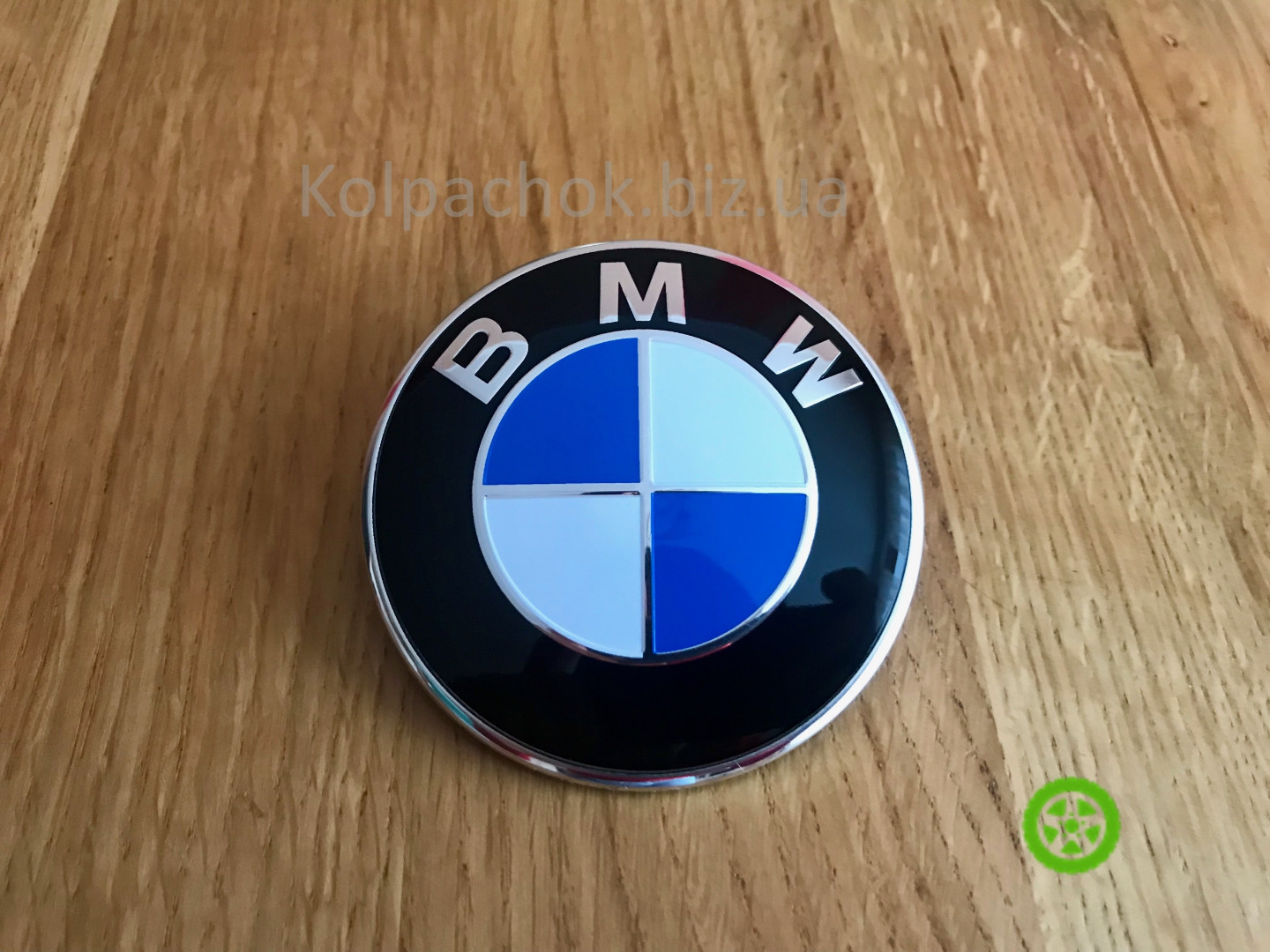 Emblem BMW 103334-10 74mm