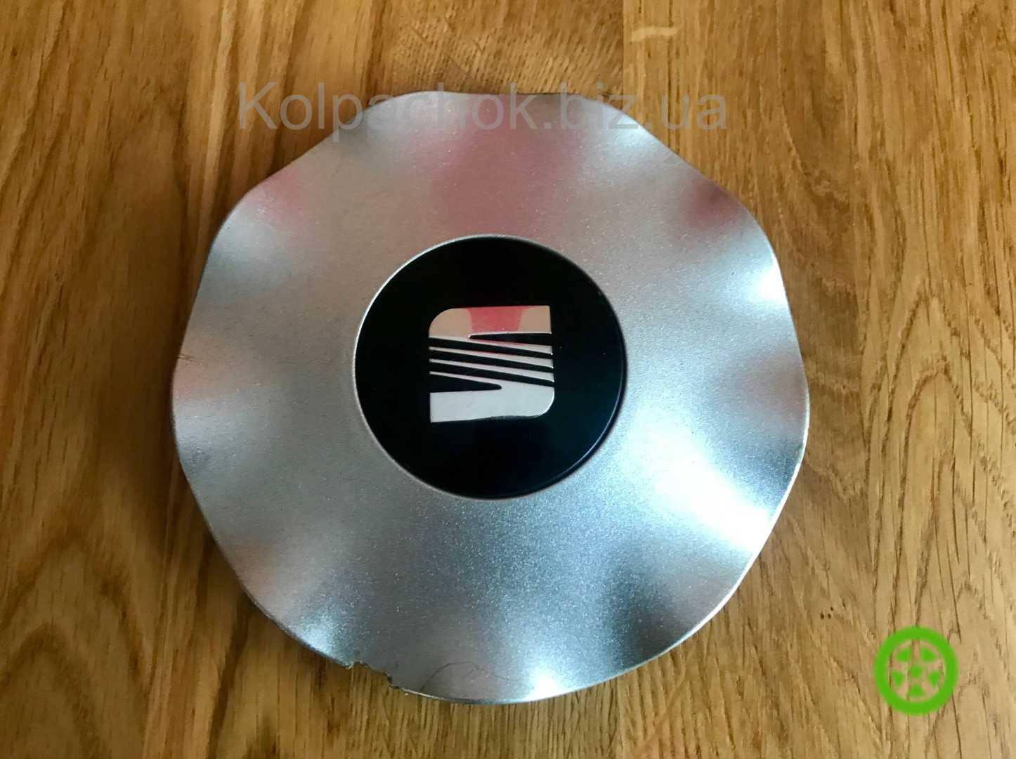 Wheel center caps Seat 1L0601149C