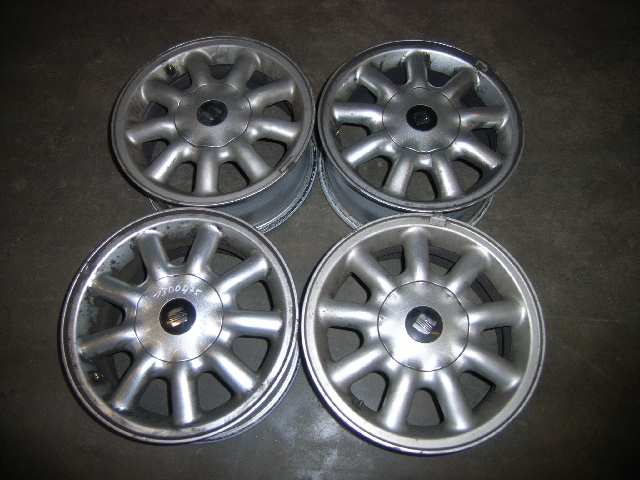 Wheel center caps Seat 1L0601149C