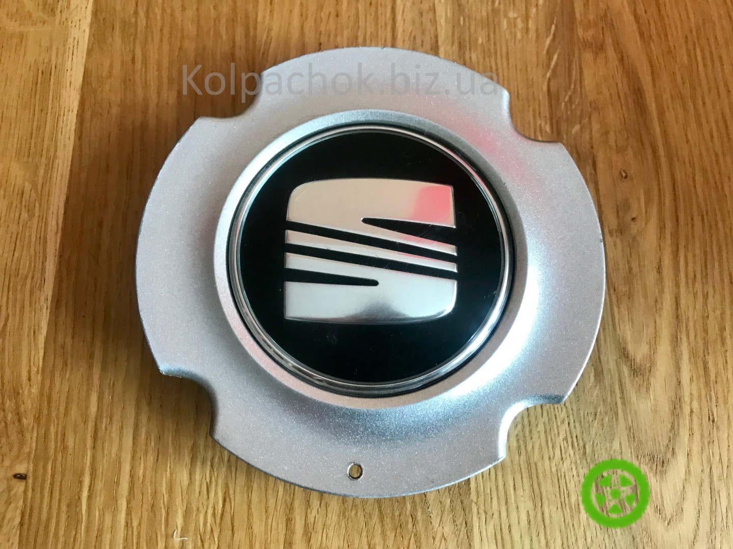 Оригінальний ковпачок для дисків Seat 6H0601149A