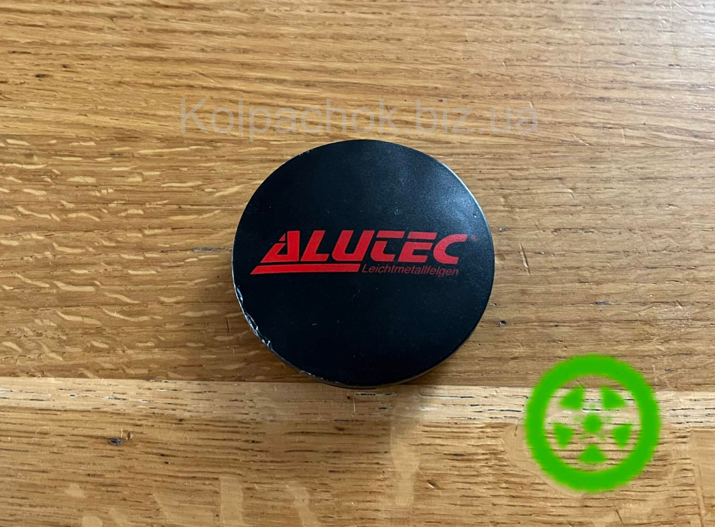 Оригинальный колпачок на диски Alutec N23