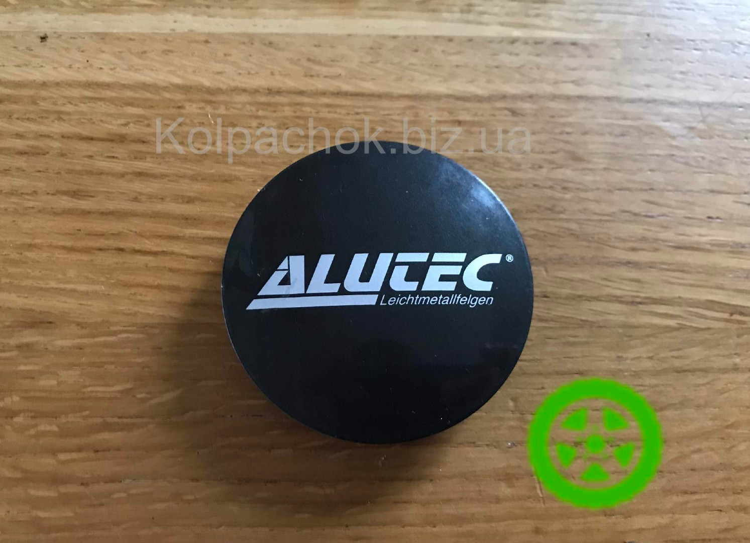 Оригинальный колпачок на диски Alutec N23