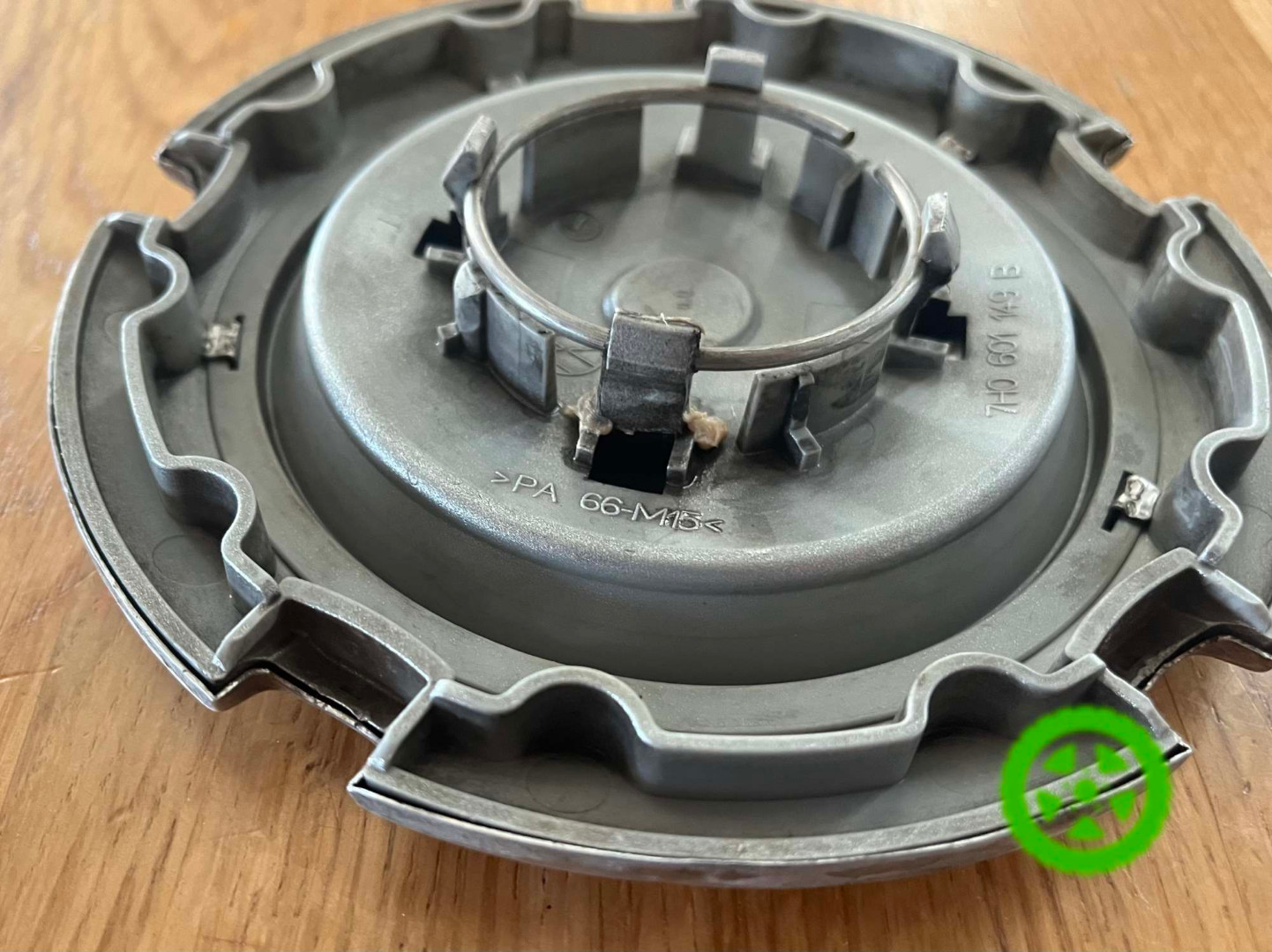 Ковпачки на диски Volkswagen 7H0601149B (оригінал)