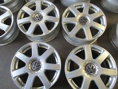 Ковпачки на диски Volkswagen 1J0601149N (оригінал)