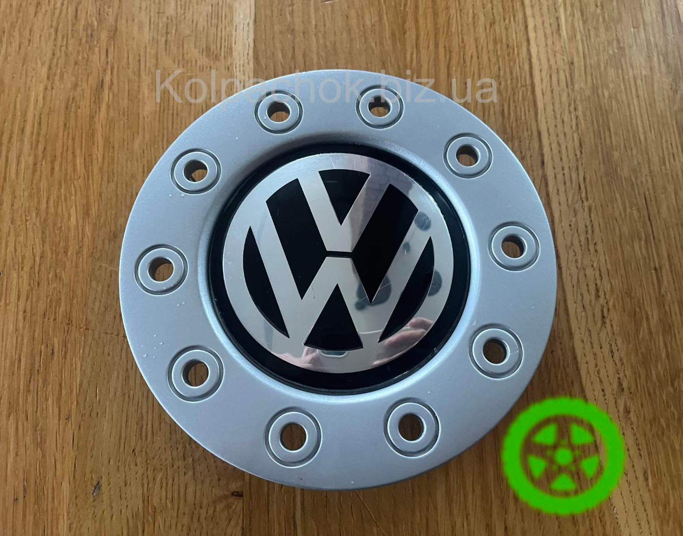 Wheel center caps  Volkswagen Golf 1J0601149A