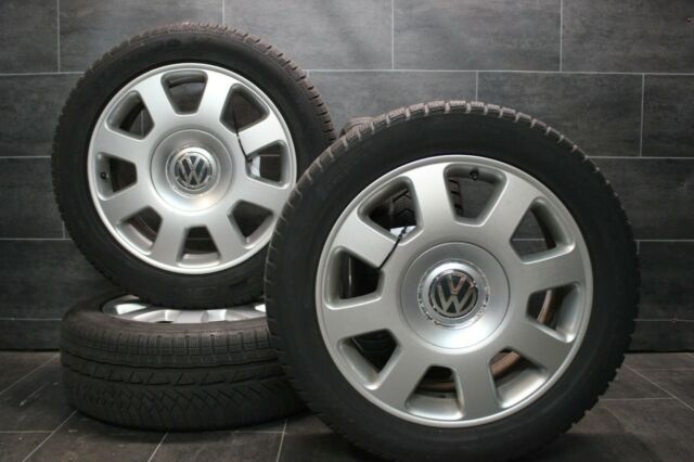 Оригінальний ковпачок для дисків Volkswagen 3D0601149G
