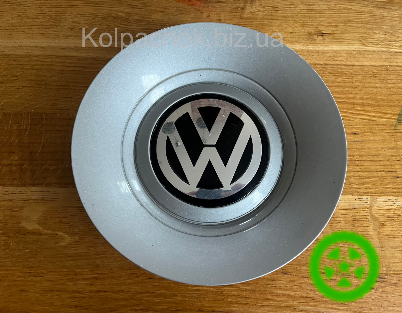 Оригинальный колпачок на диски Volkswagen 3D0601149G