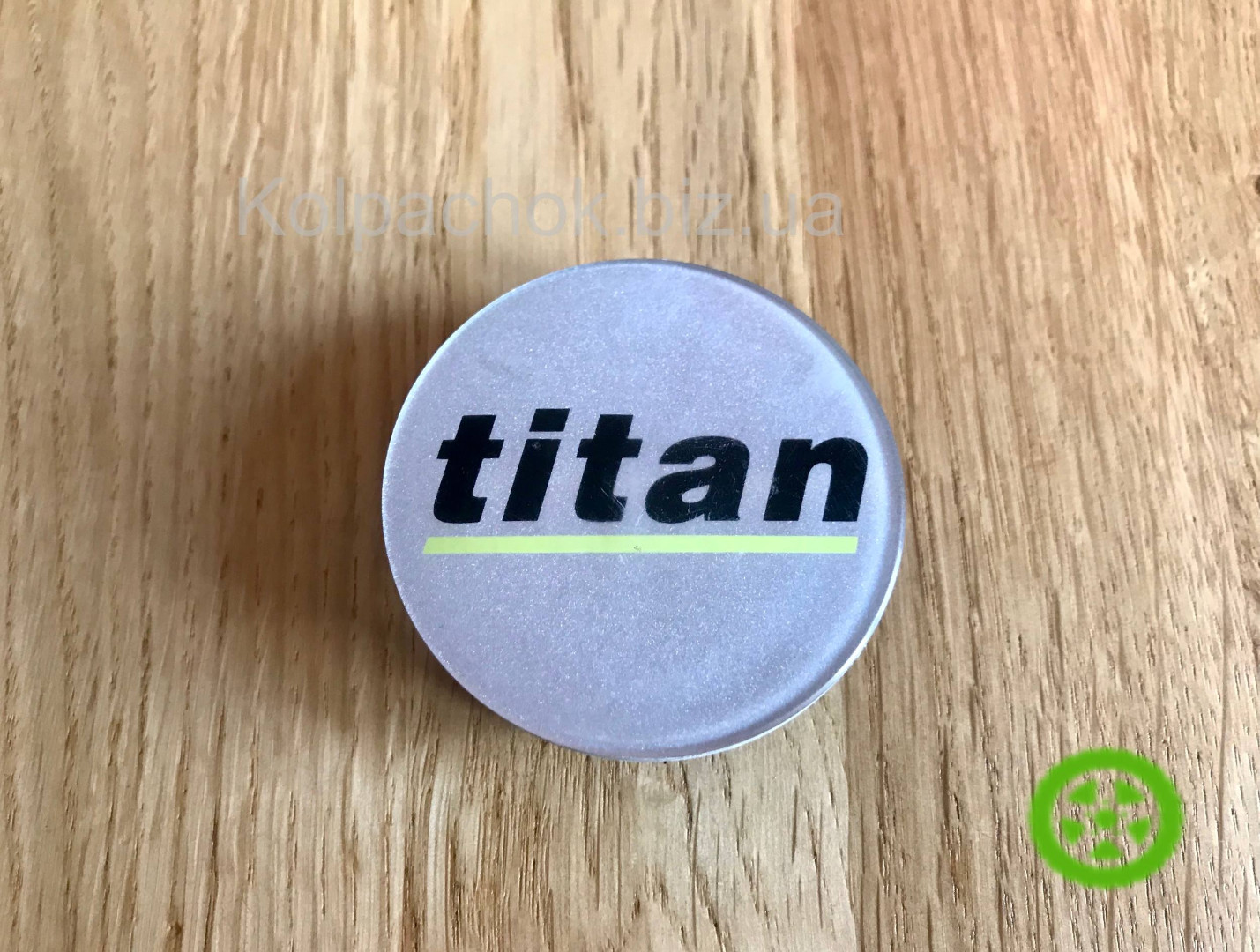 Колпачок на диски Titan TR 2205