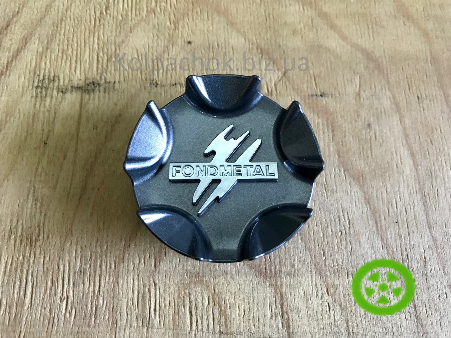 Wheel center caps Fondmetal C042