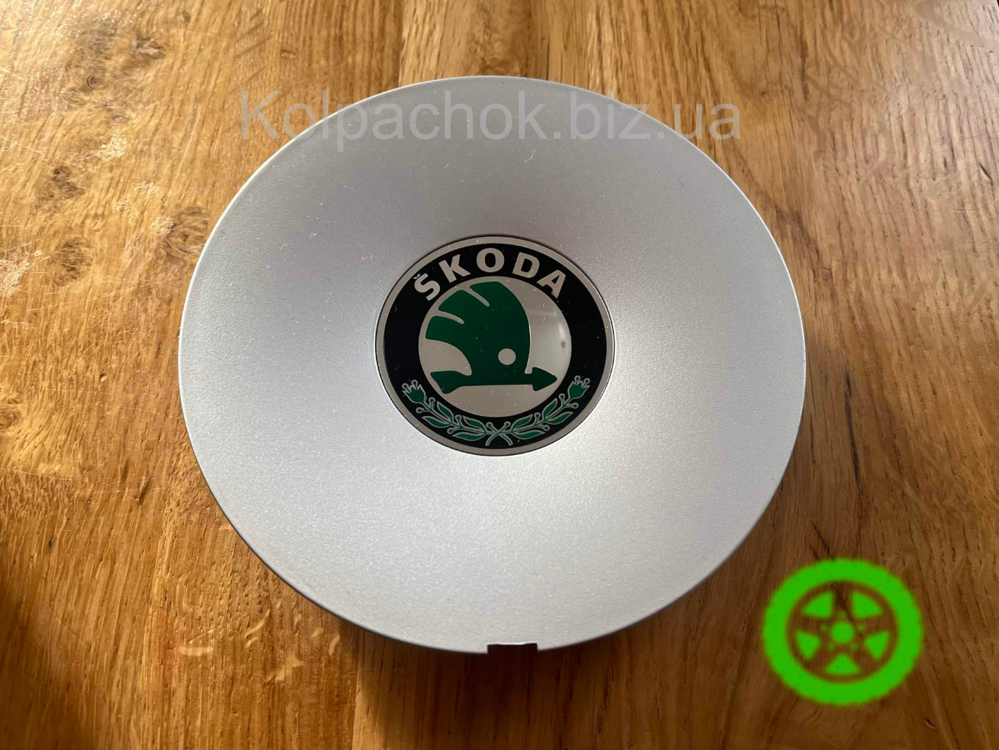 Оригинальный колпачок на диски Skoda 6Y0601149A