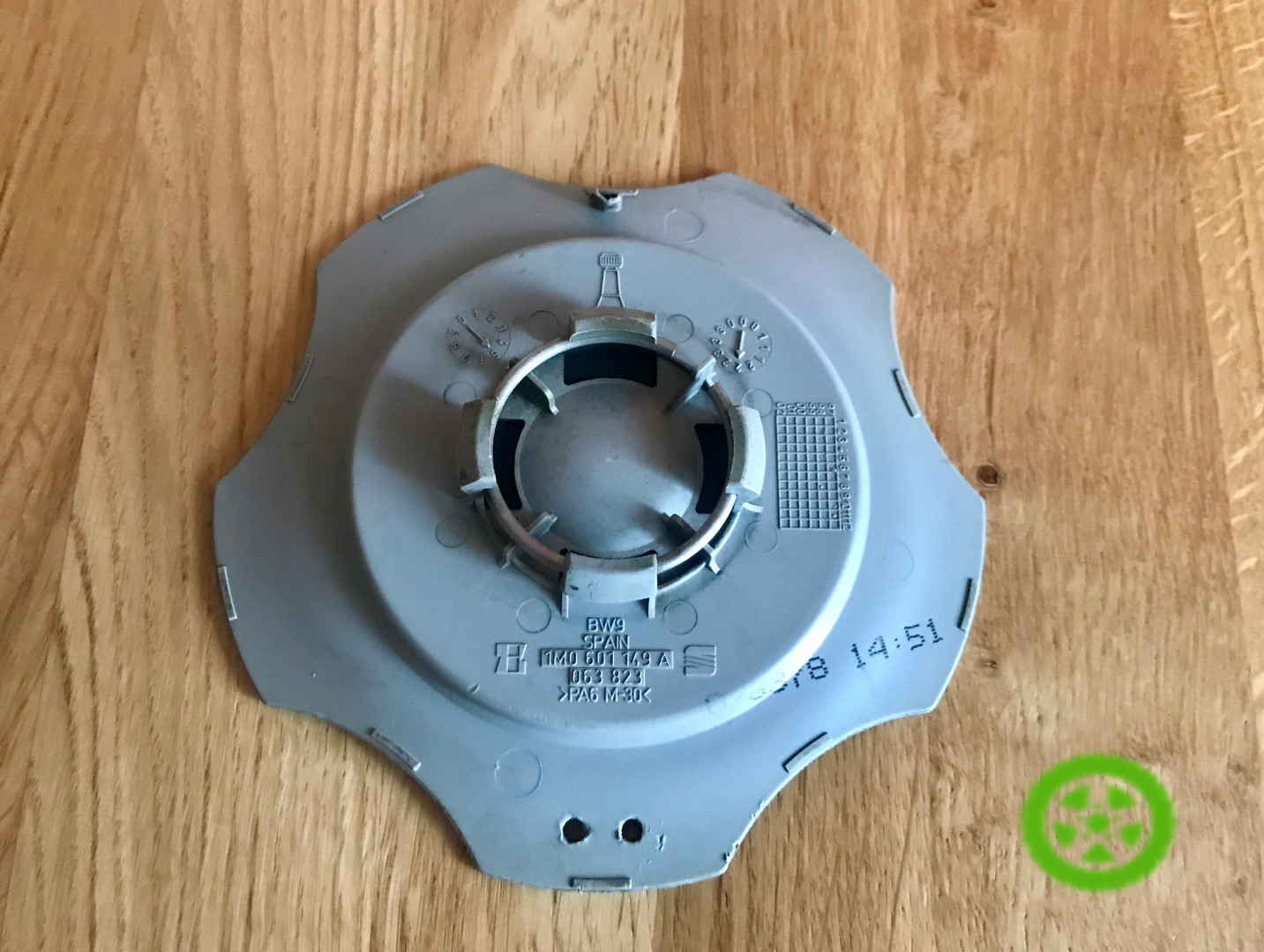 Ковпачки на диски Seat 1M0601149A