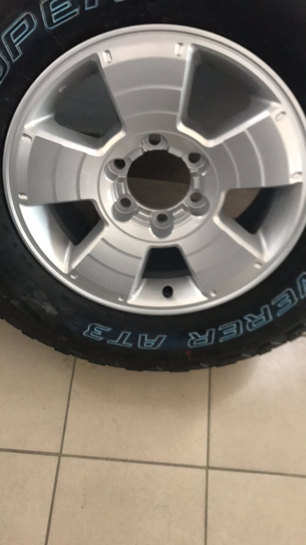 Оригінальний ковпачок для дисків Toyota 42603-35810