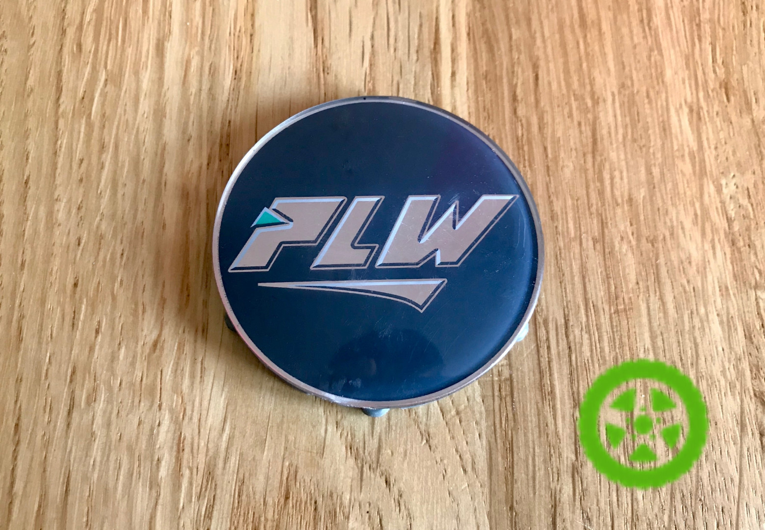Оригинальный колпачок на диски PLW Z01
