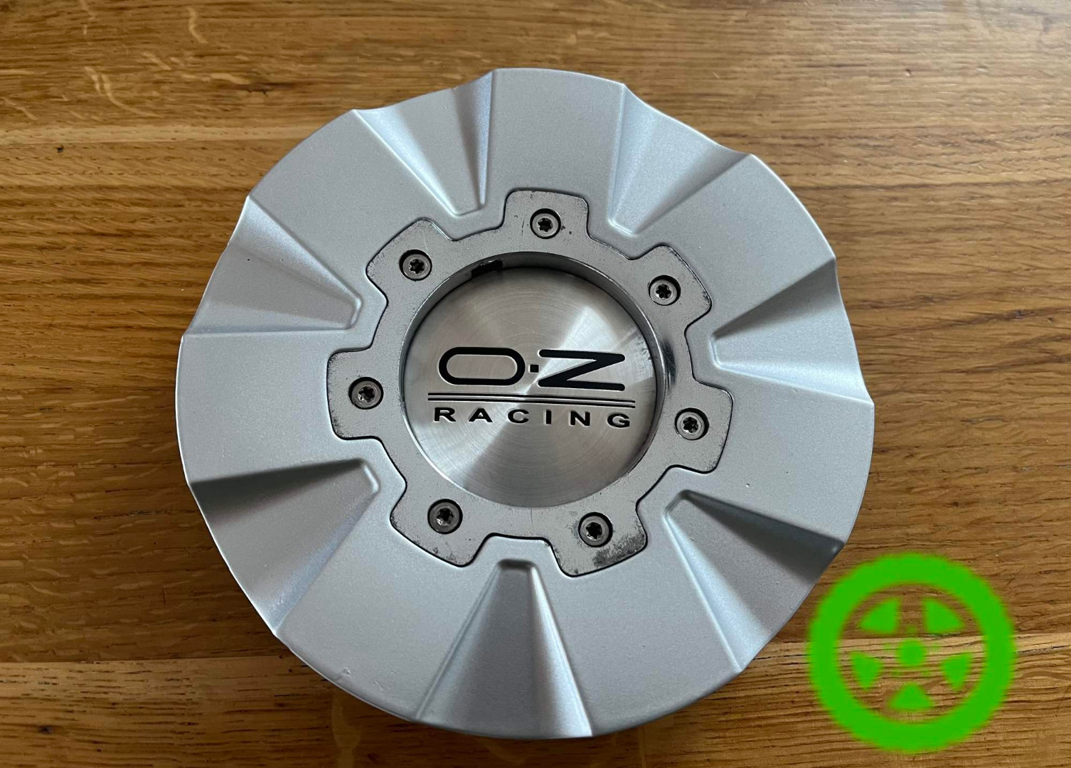 Оригінальний ковпачок на диски OZ M635